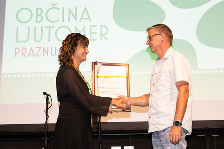 Slavnostna_Prireditev_Nagrad_Priznanj_25-27 – kopija